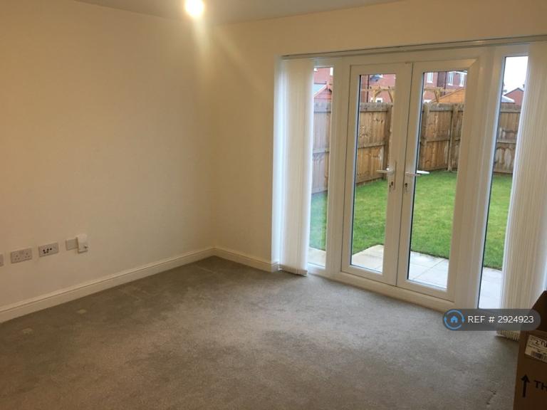 House Beverley Way in Earlestown