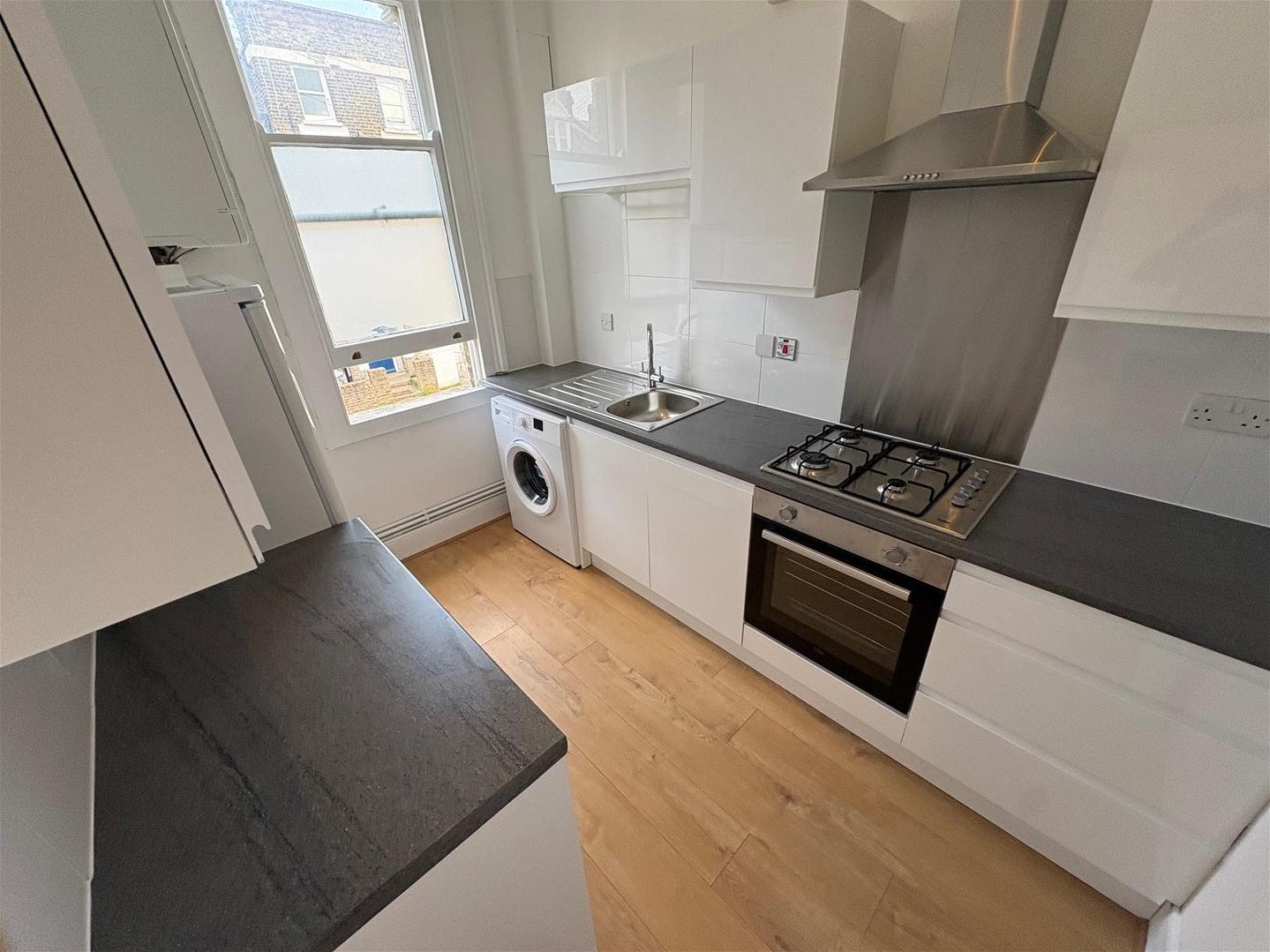 Flat Brailsford Road in Greater London