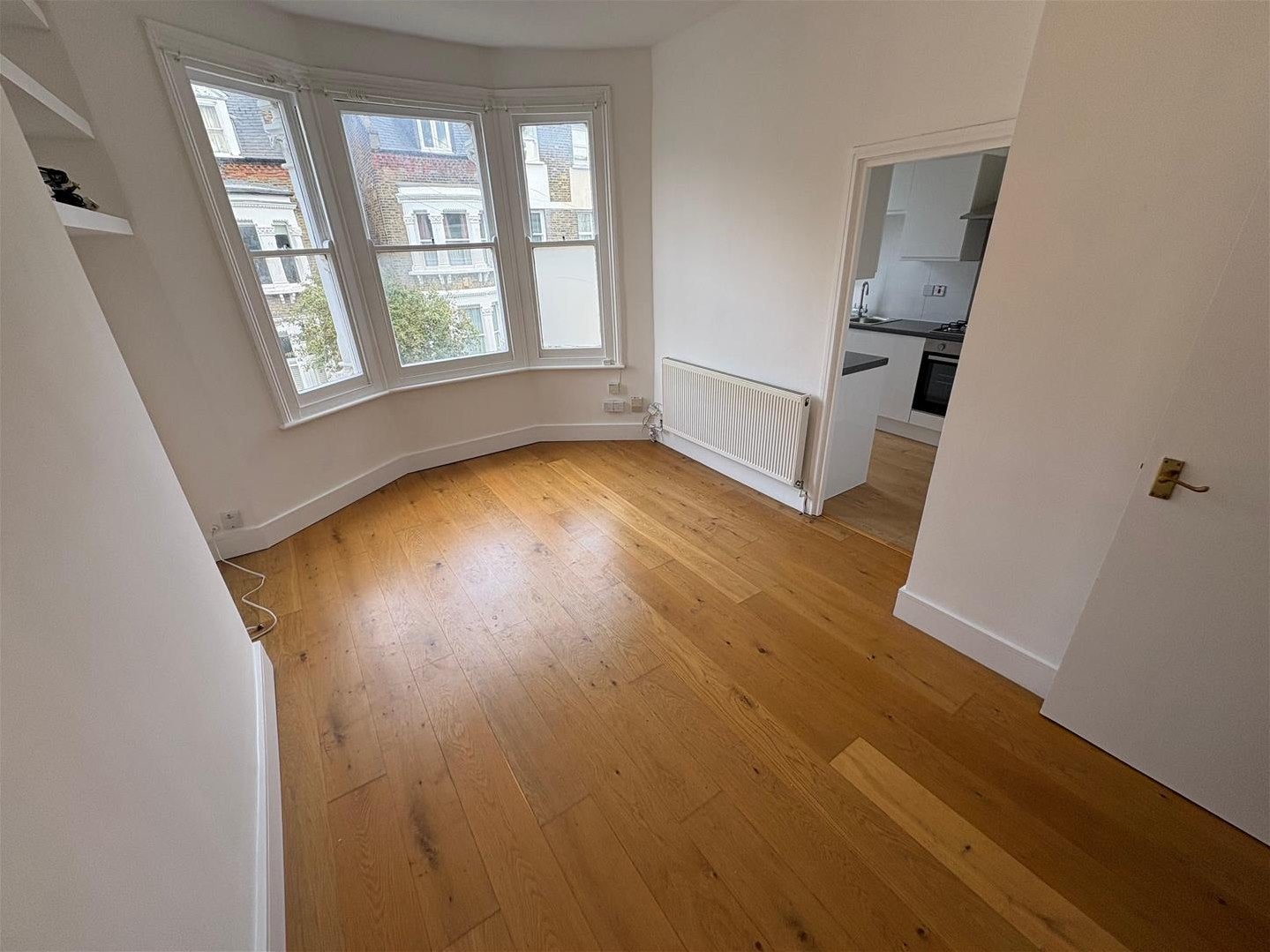 Flat Brailsford Road in Greater London