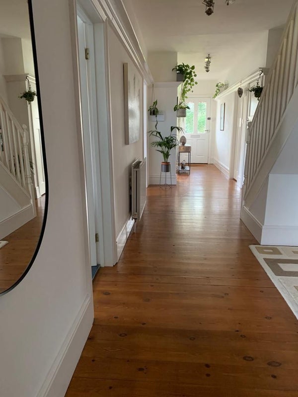 Room Middle Drive in Ponteland