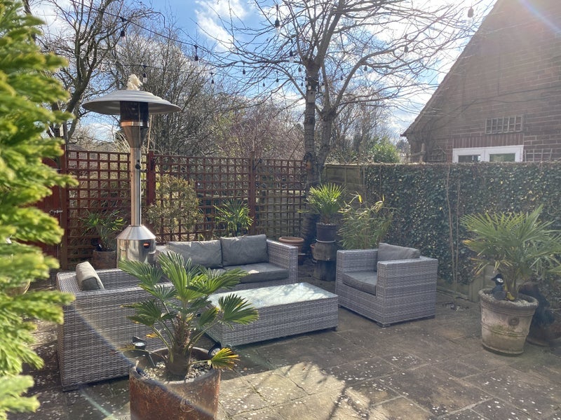 Room Middle Drive in Ponteland