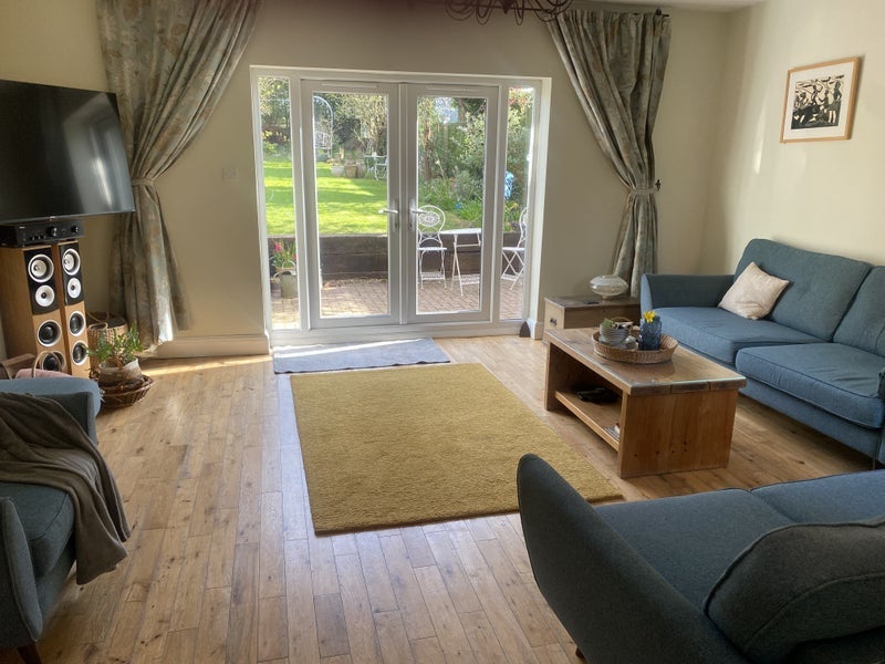 Room Barrow Road in Charnwood