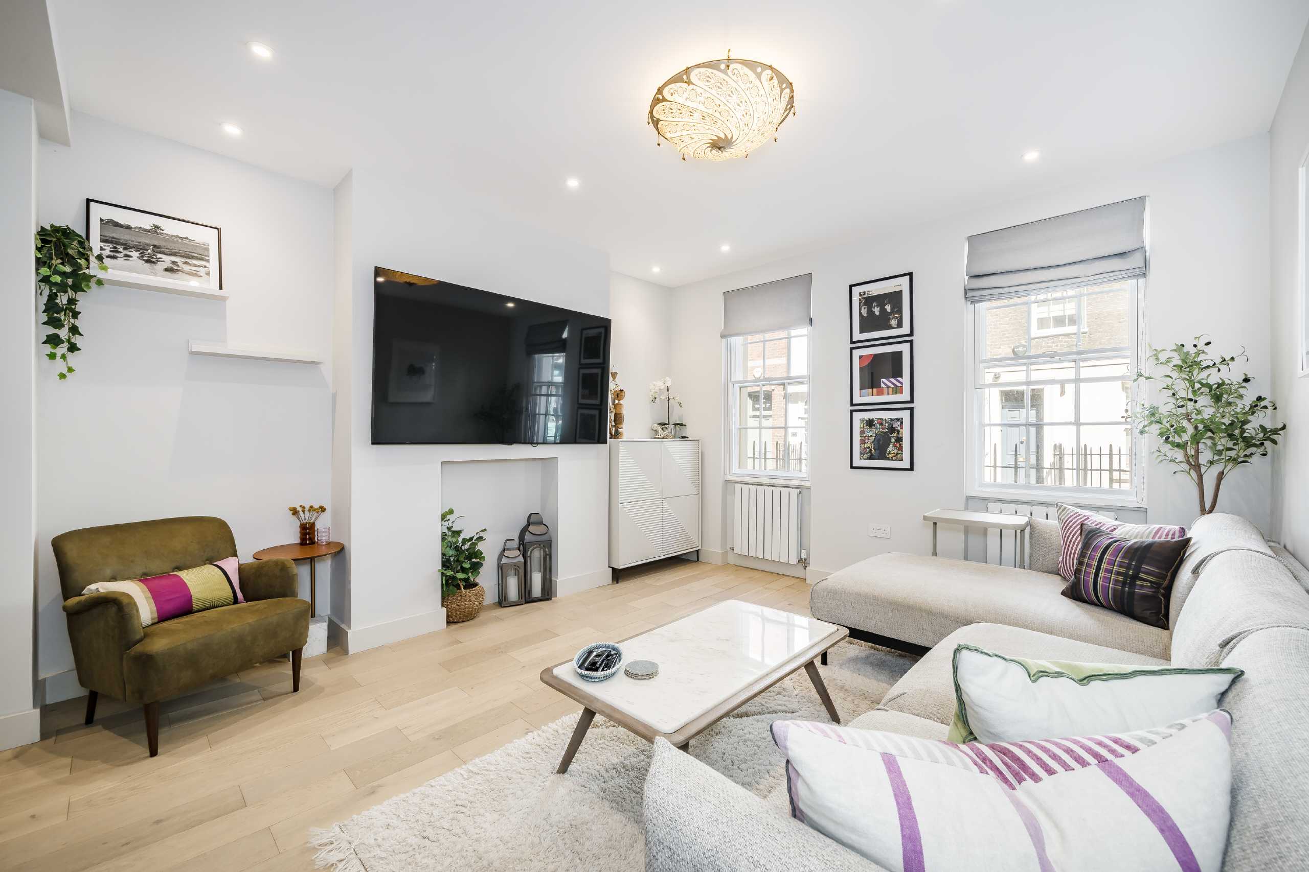 Flat Bulstrode Street in City of Westminster