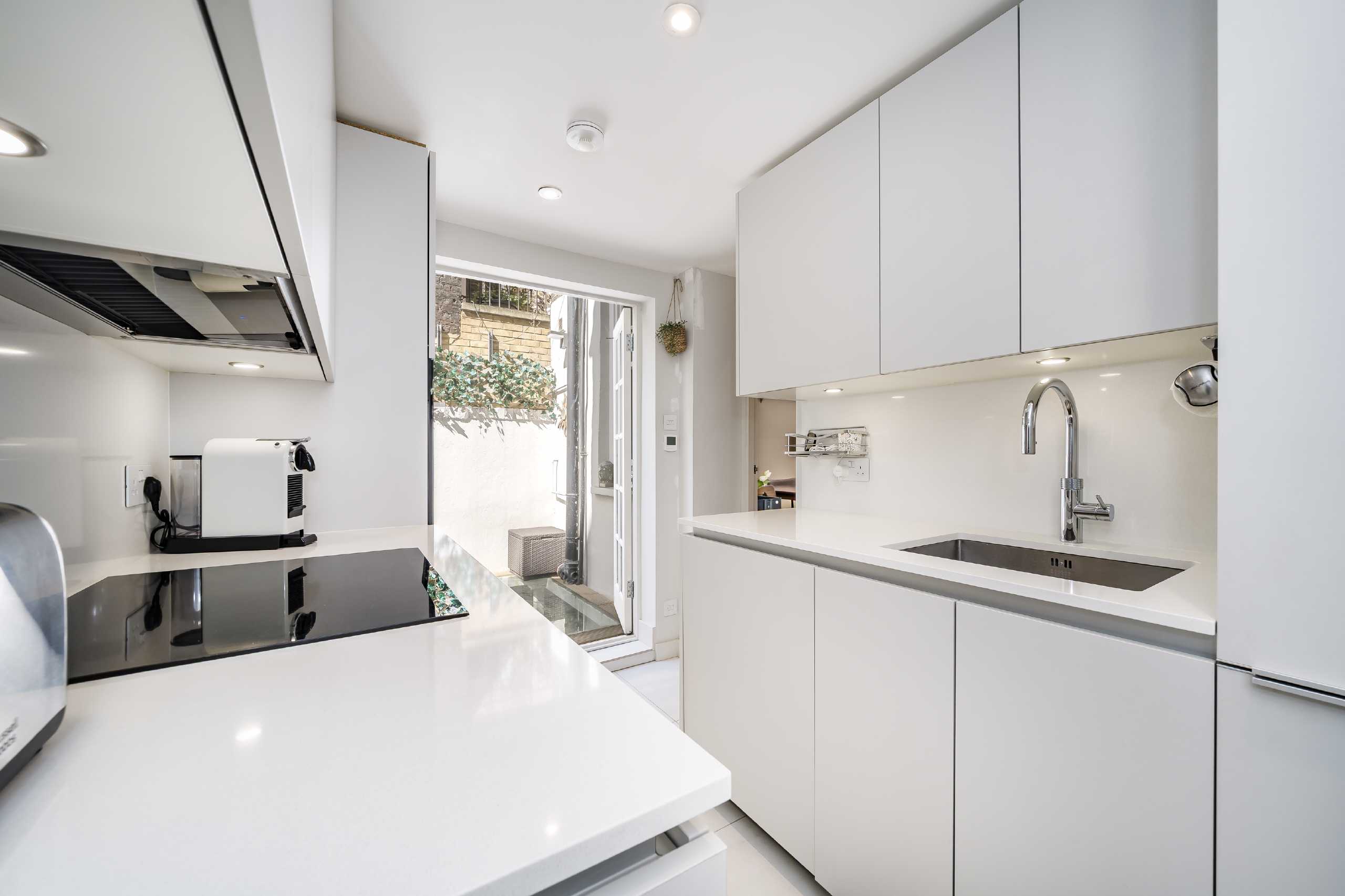 Flat Bulstrode Street in City of Westminster