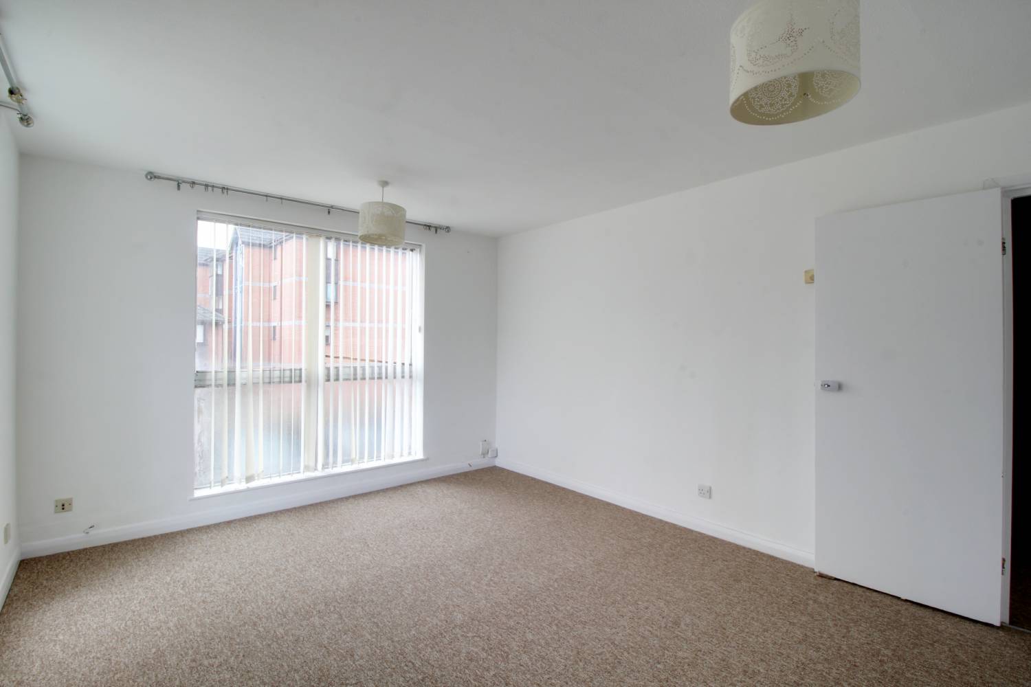 Flat Tavistock Road in Greater London