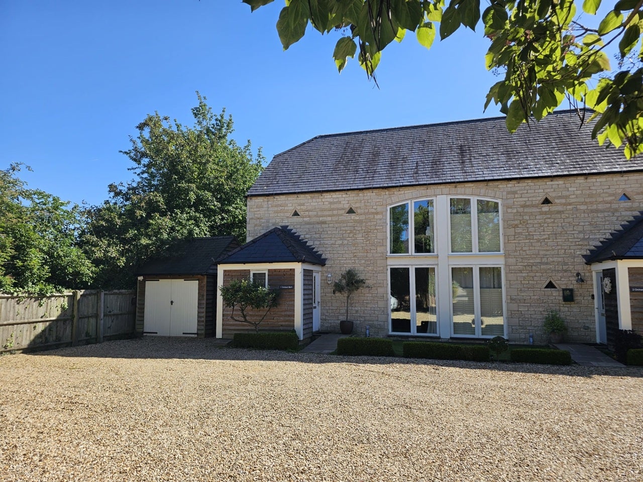 House School Road in Barnack