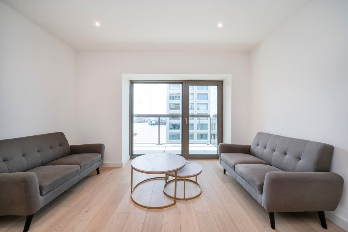 Flat Stroudley Walk in London