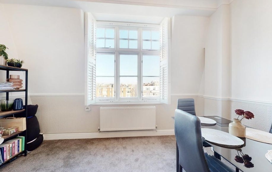 Flat Elgin Avenue in City of Westminster