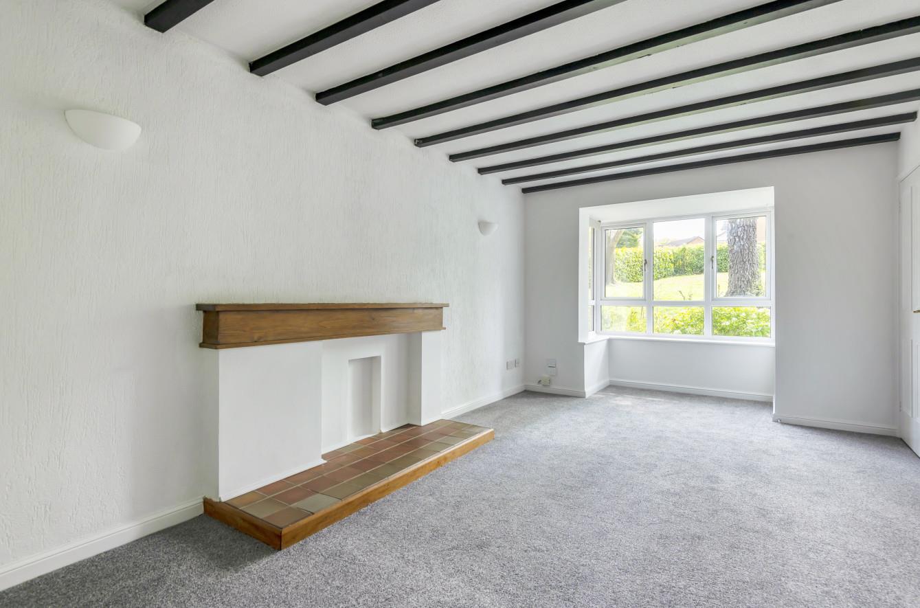 House Hurst Close in Test Valley