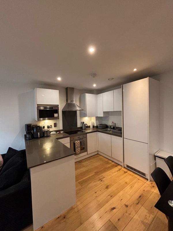 Room Nelson Street in Greater London