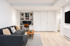 Flat Warwick Road in Greater London