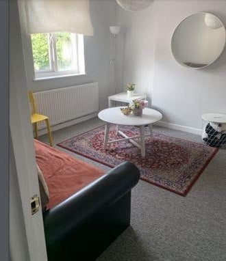 Flat Saint Nicholas Road in Bristol