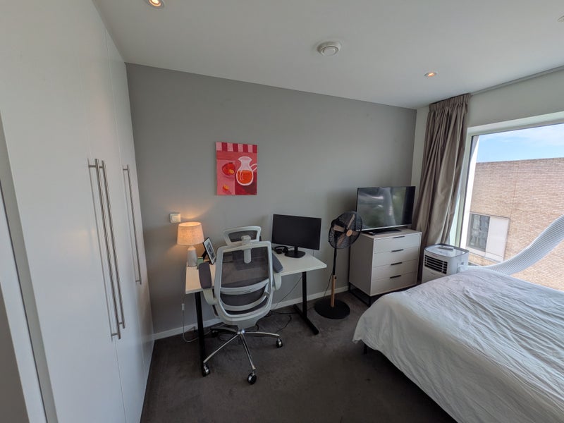 Room Elis Way in Greater London