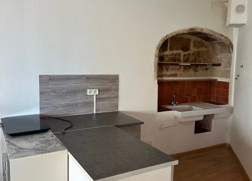 Appartement Place de la Libération à Saint-Paul-Trois-Châteaux