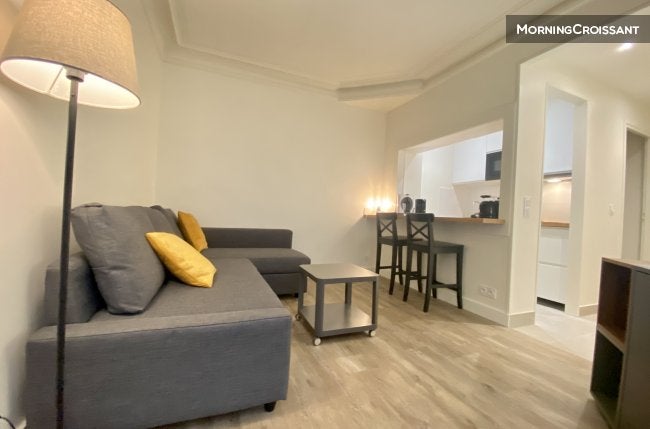 Appartement Rue Saint-Vincent de Paul à Paris