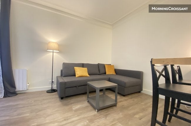 Appartement Rue Saint-Vincent de Paul à Paris