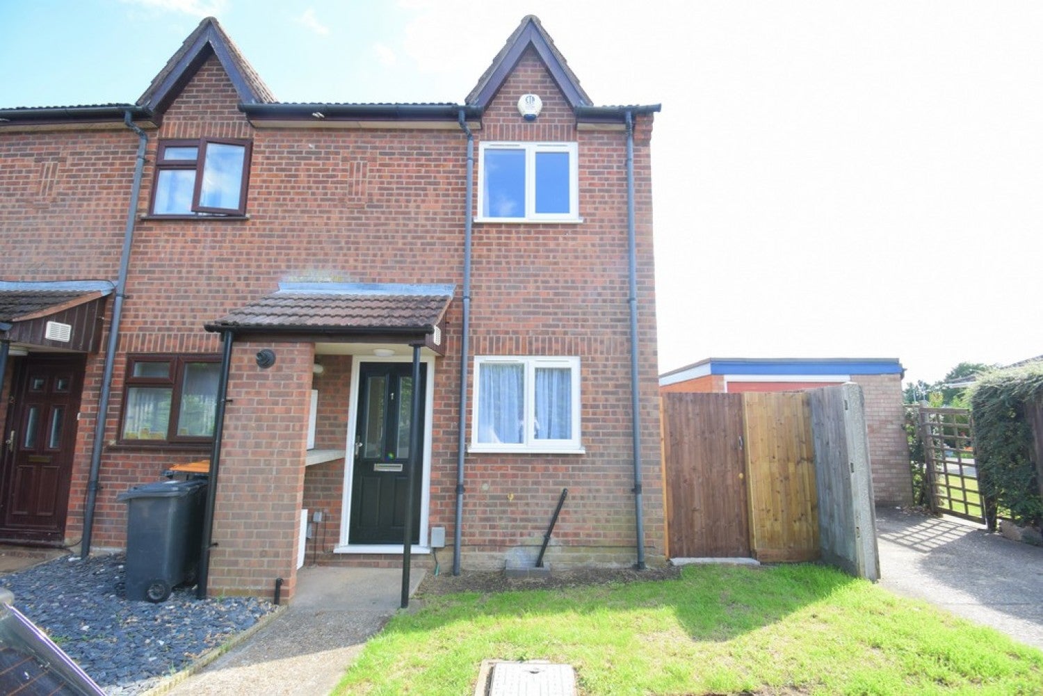 House Mountbatten Place in Bedford