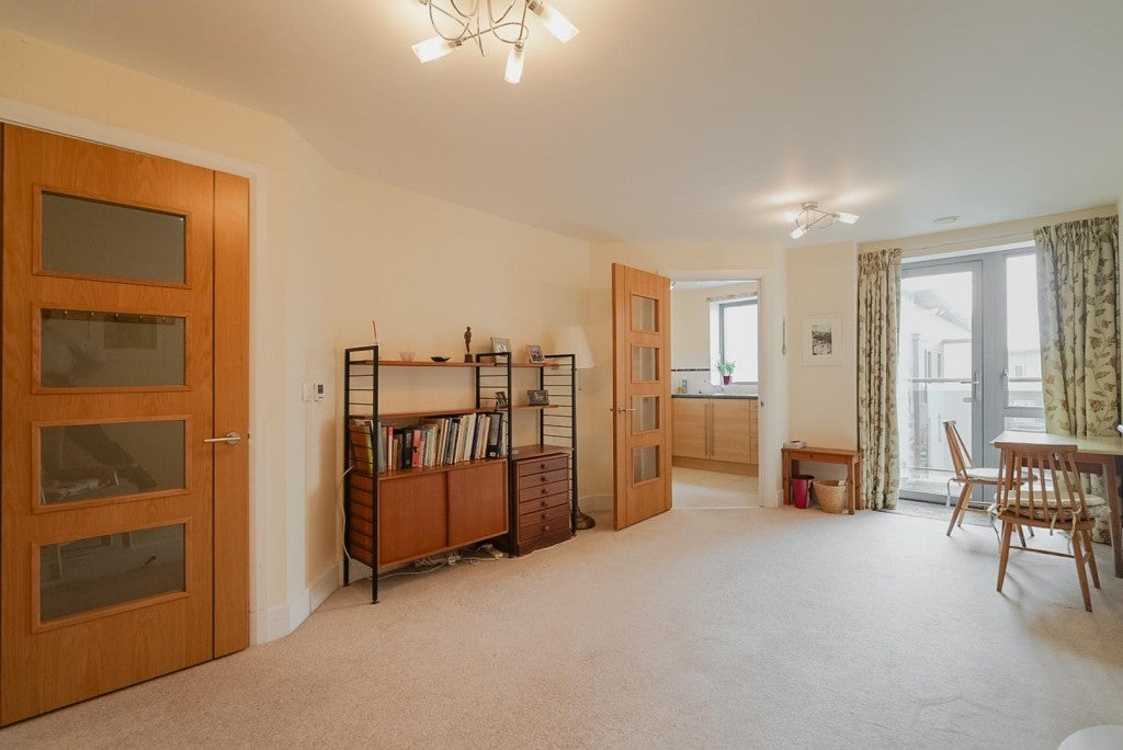 Flat Saint Georges Road in Cheltenham