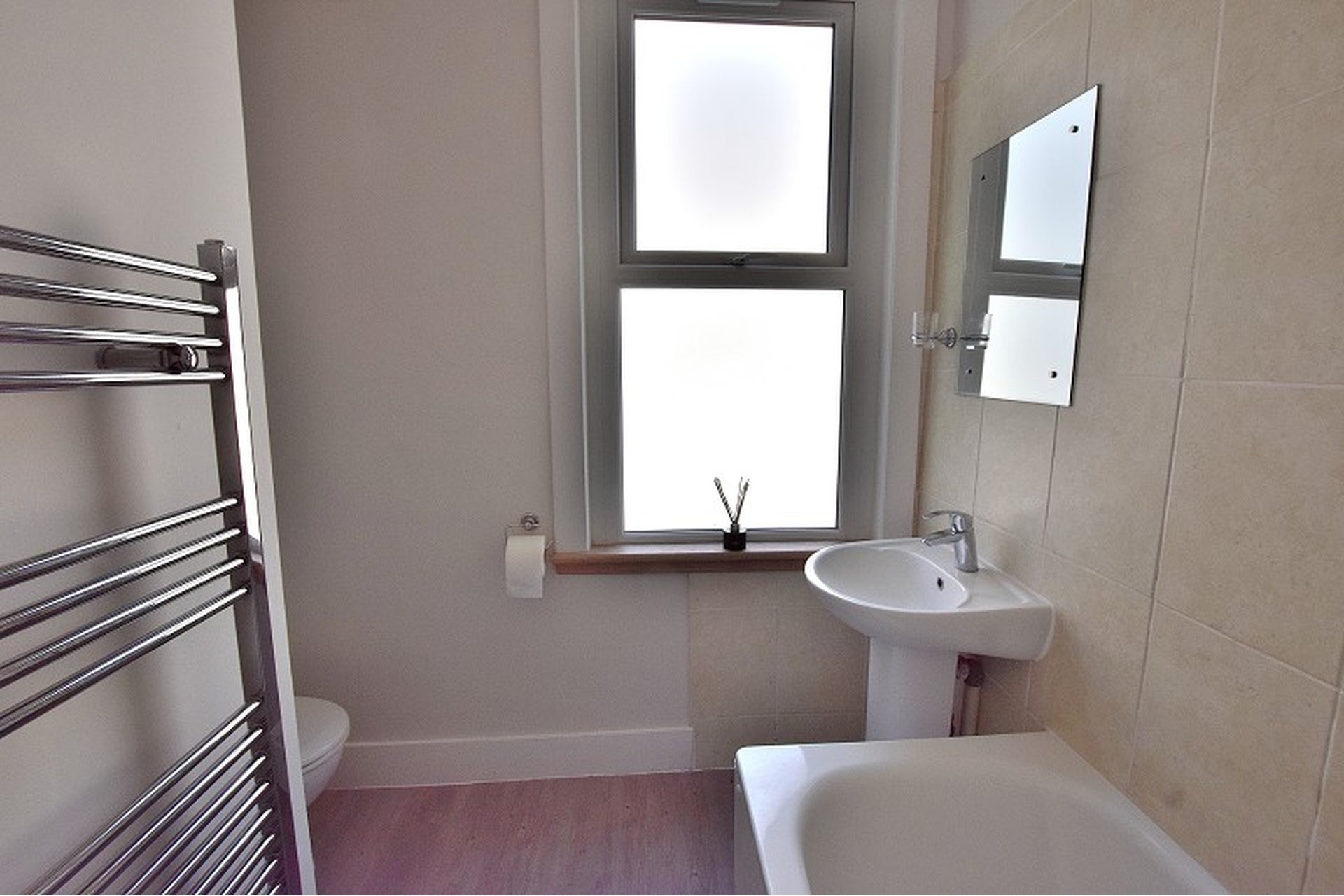 Flat Pilgrims Close in Greater London