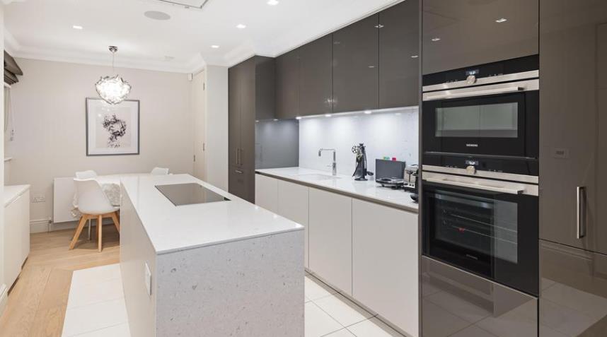 Flat Bayswater Road in City of Westminster