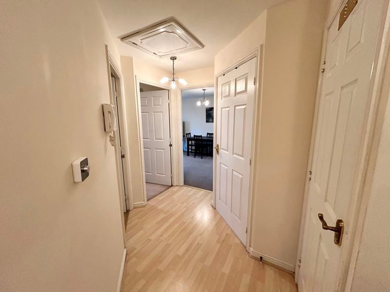 Flat Eccles New Road in Salford
