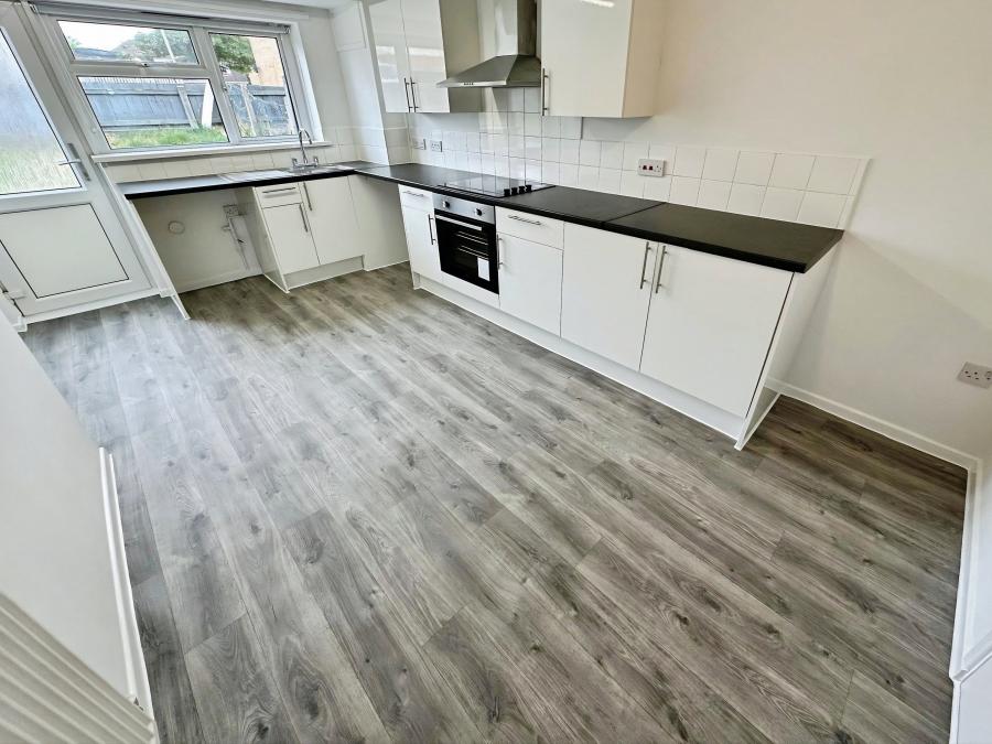 House Abbotts Close in Tidworth