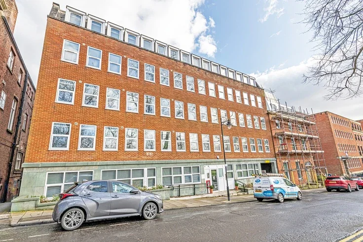 Flat Winckley Square in Preston