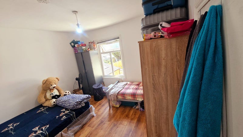 Room Disraeli Road in Greater London