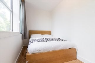 Flat Kensington Church Street in Greater London