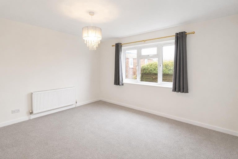 Flat Mill Crescent in Stratford-on-Avon