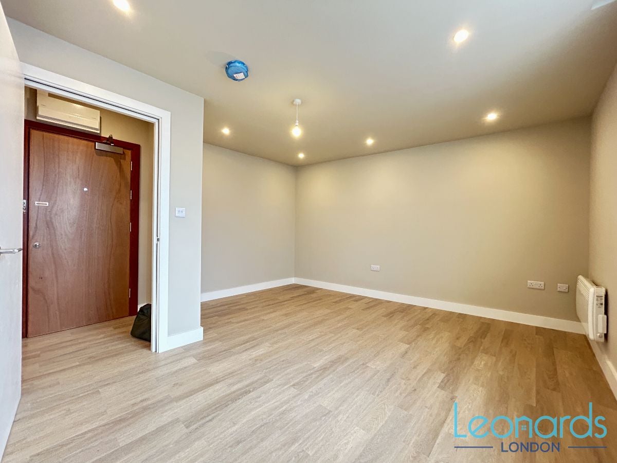 Flat North End in Greater London