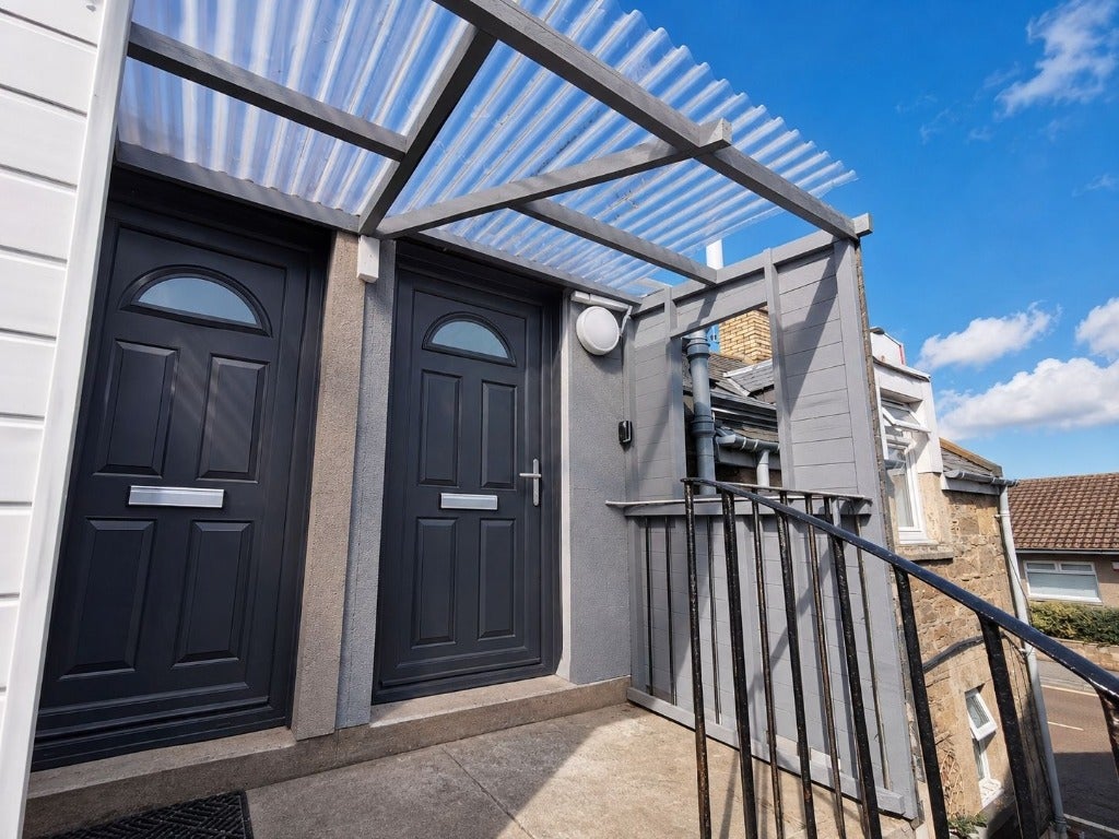 Flat Dundee Street in Carnoustie