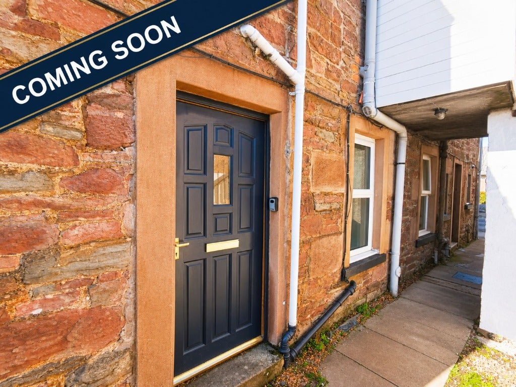 Flat Dundee Street in Carnoustie