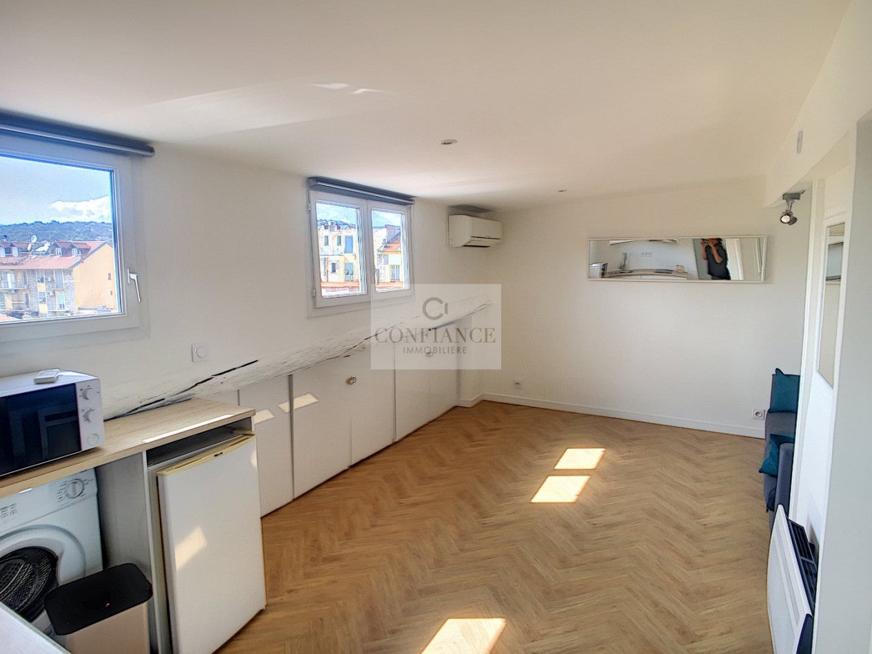 Appartement Rue Paradis à Nice