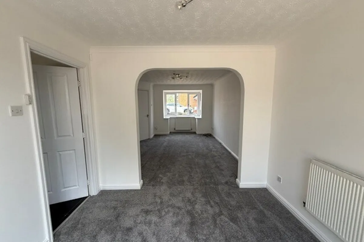 House Avro Close in Cardiff