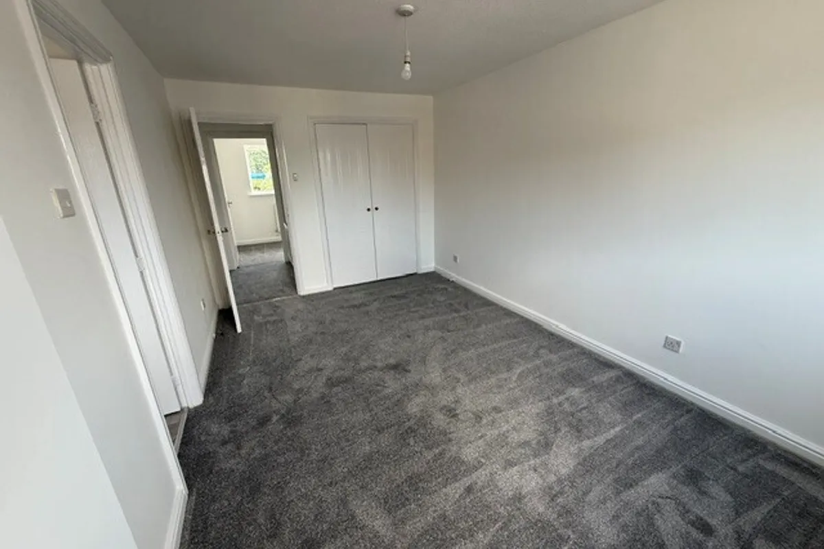 House Avro Close in Cardiff