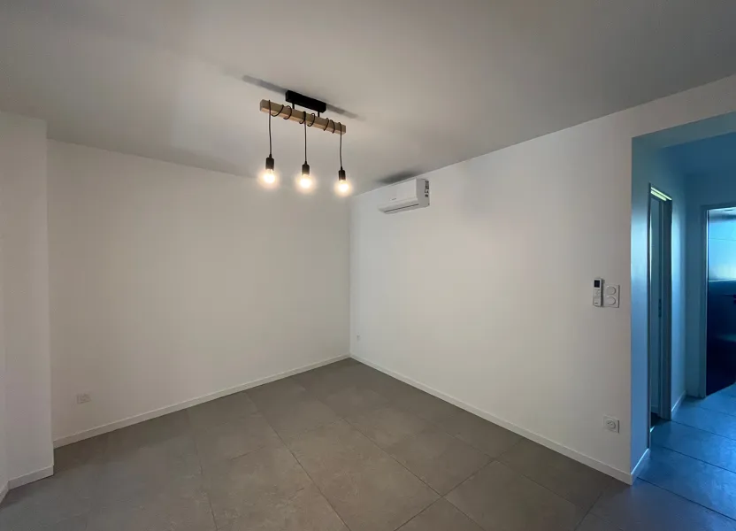 Appartement Chemin du Plateau à Mas-Saintes-Puelles
