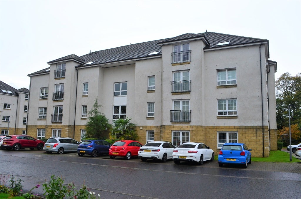 Flat Braid Avenue in Cardross