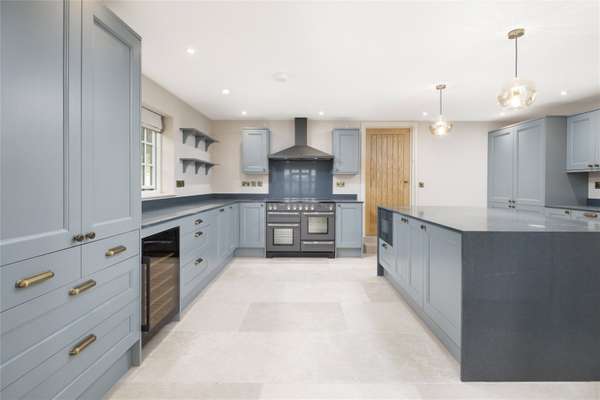 House B4450 in Cotswold District