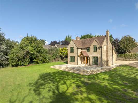 House B4450 in Cotswold District