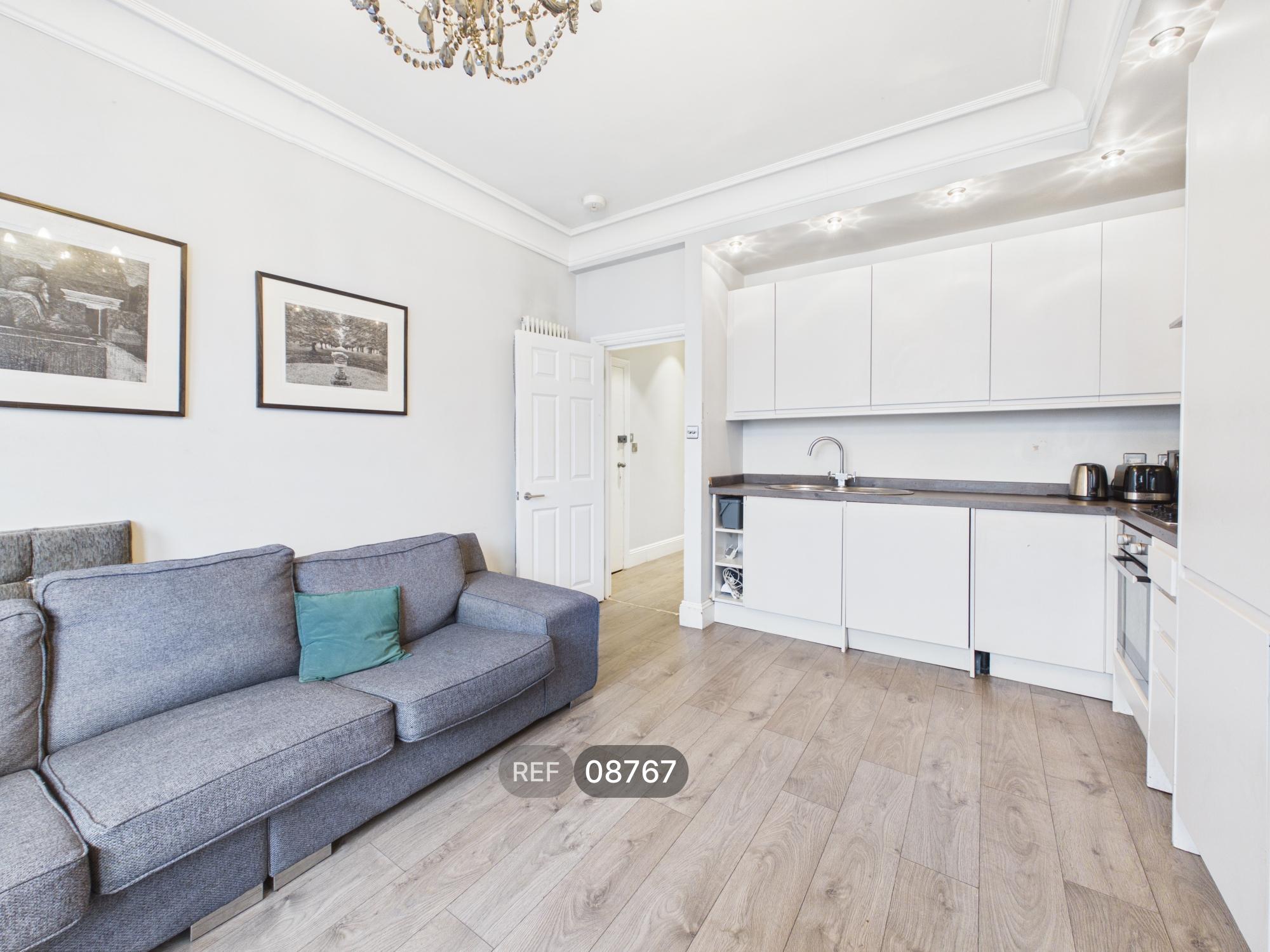 Flat Gladstone Terrace in Brighton