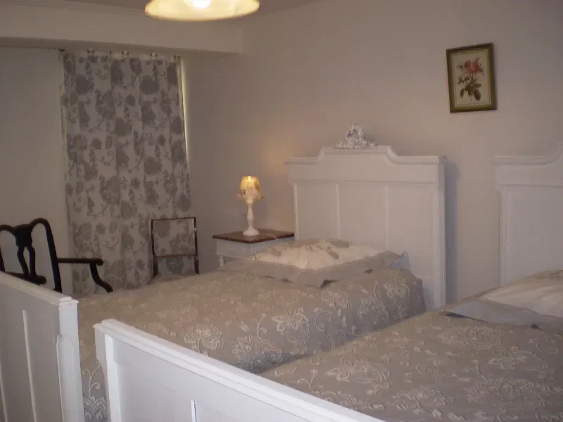 Chambre Avenue de la Gare à Creysse