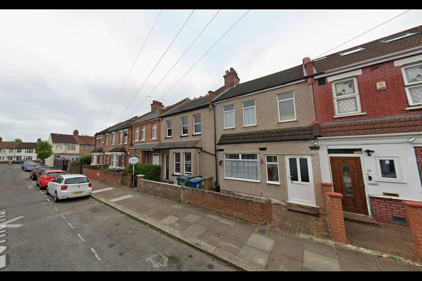 Flat Lorne Road in Greater London