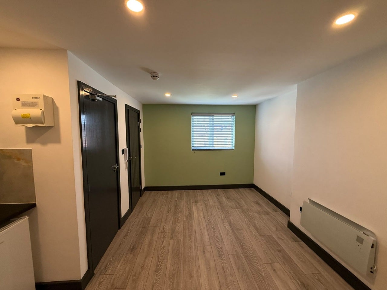 Flat Lorne Road in Greater London