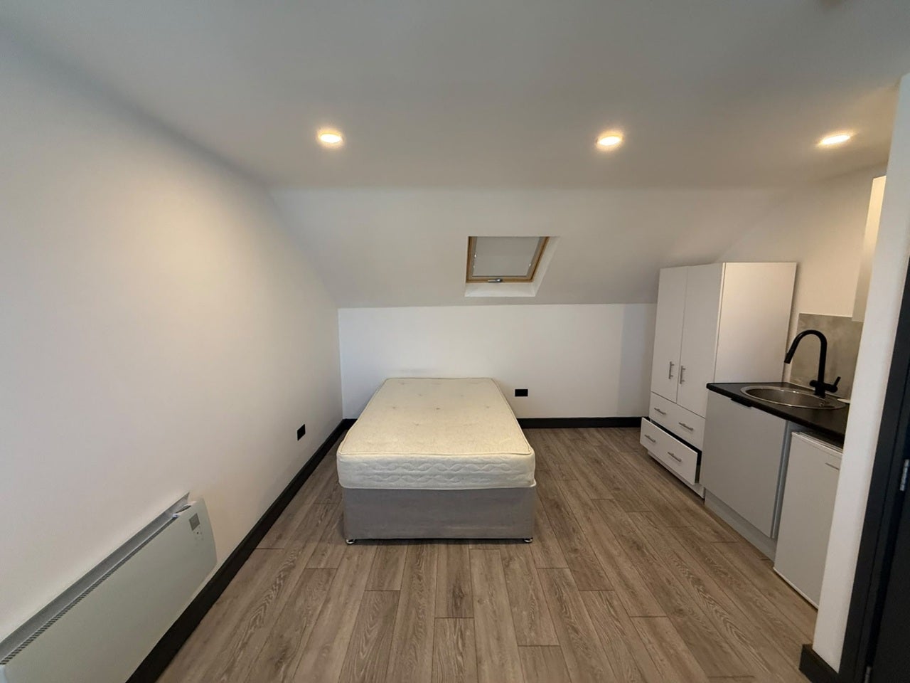 Flat Lorne Road in Greater London