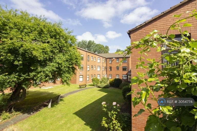 Flat Wrensfield Road in Stockton-on-Tees