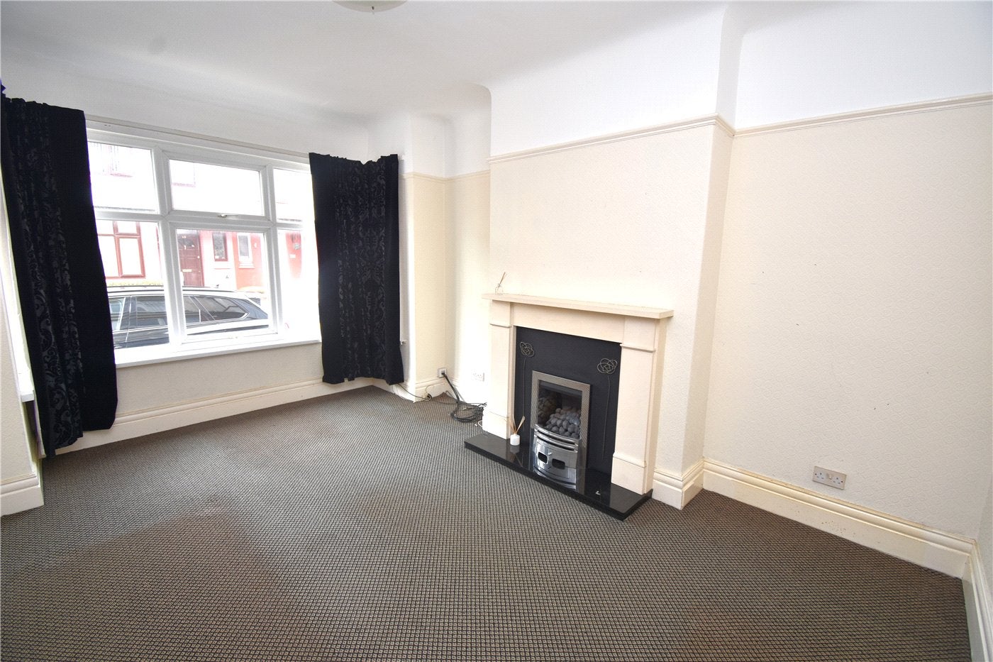 House Kingsdale Avenue in Birkenhead