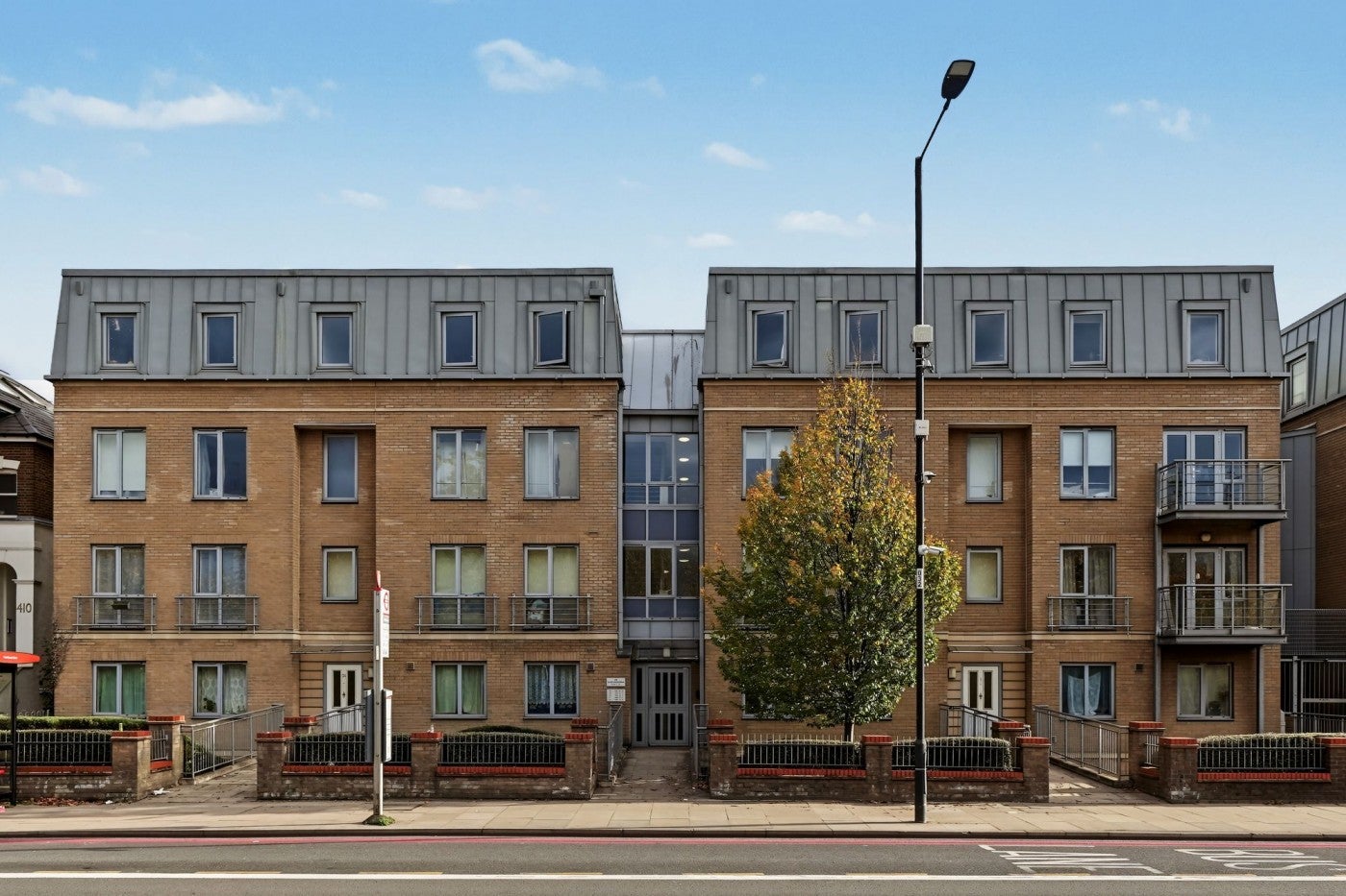 Flat Seven Sisters Road in Greater London