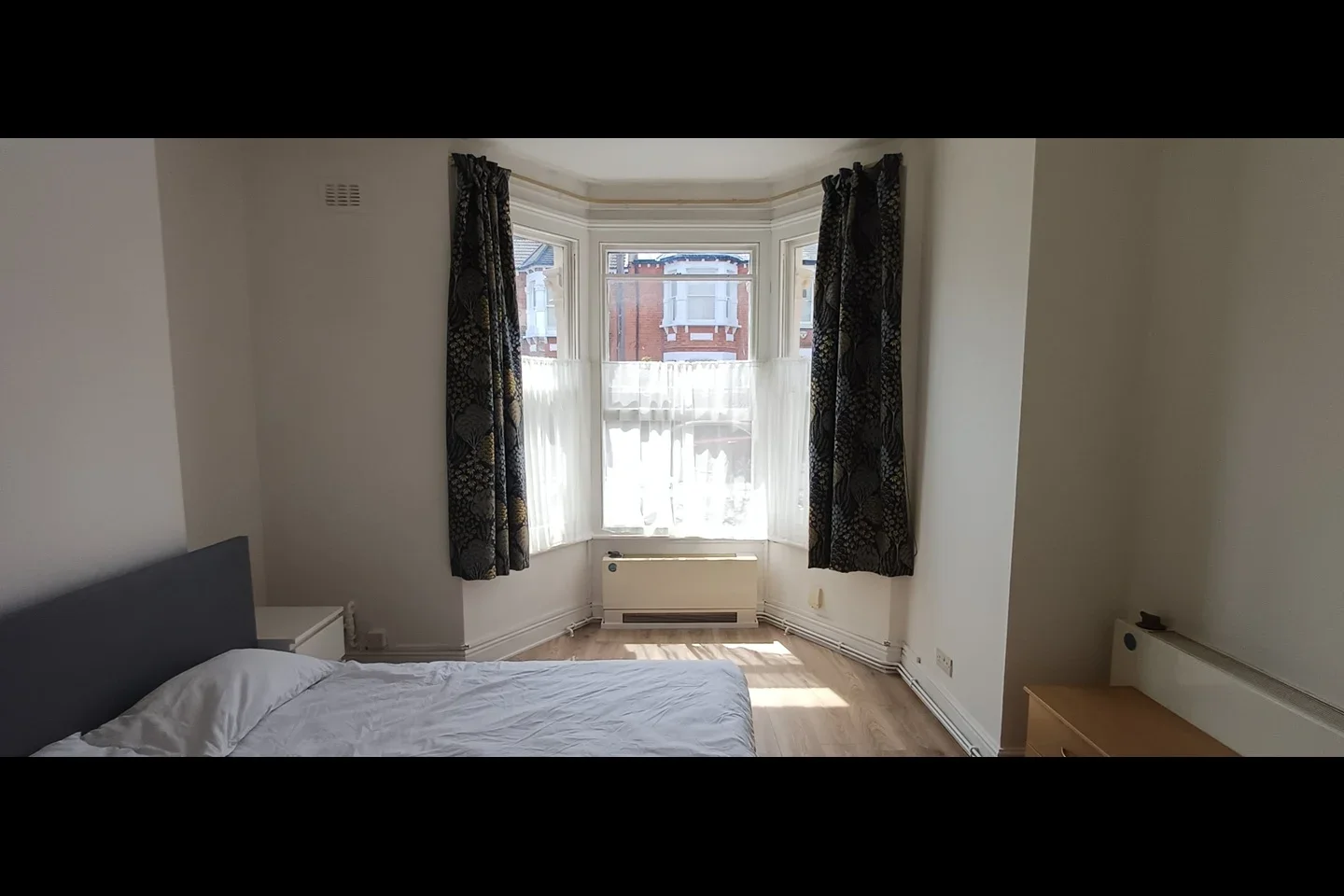 Room Waldemar Road in Greater London
