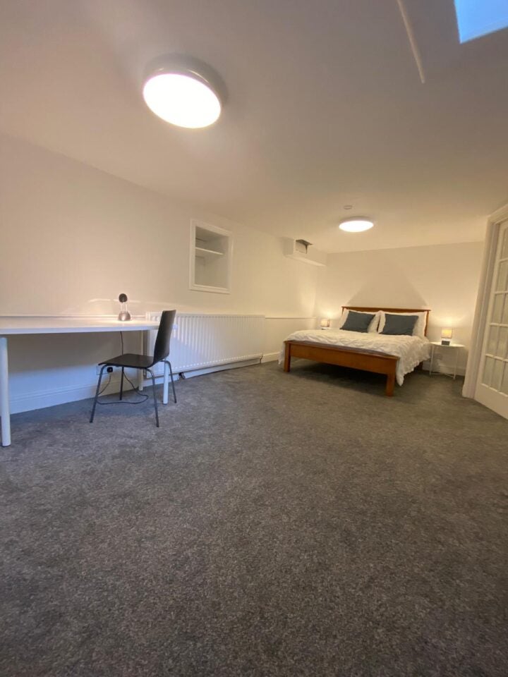 Flat Eslington Terrace in Newcastle upon Tyne